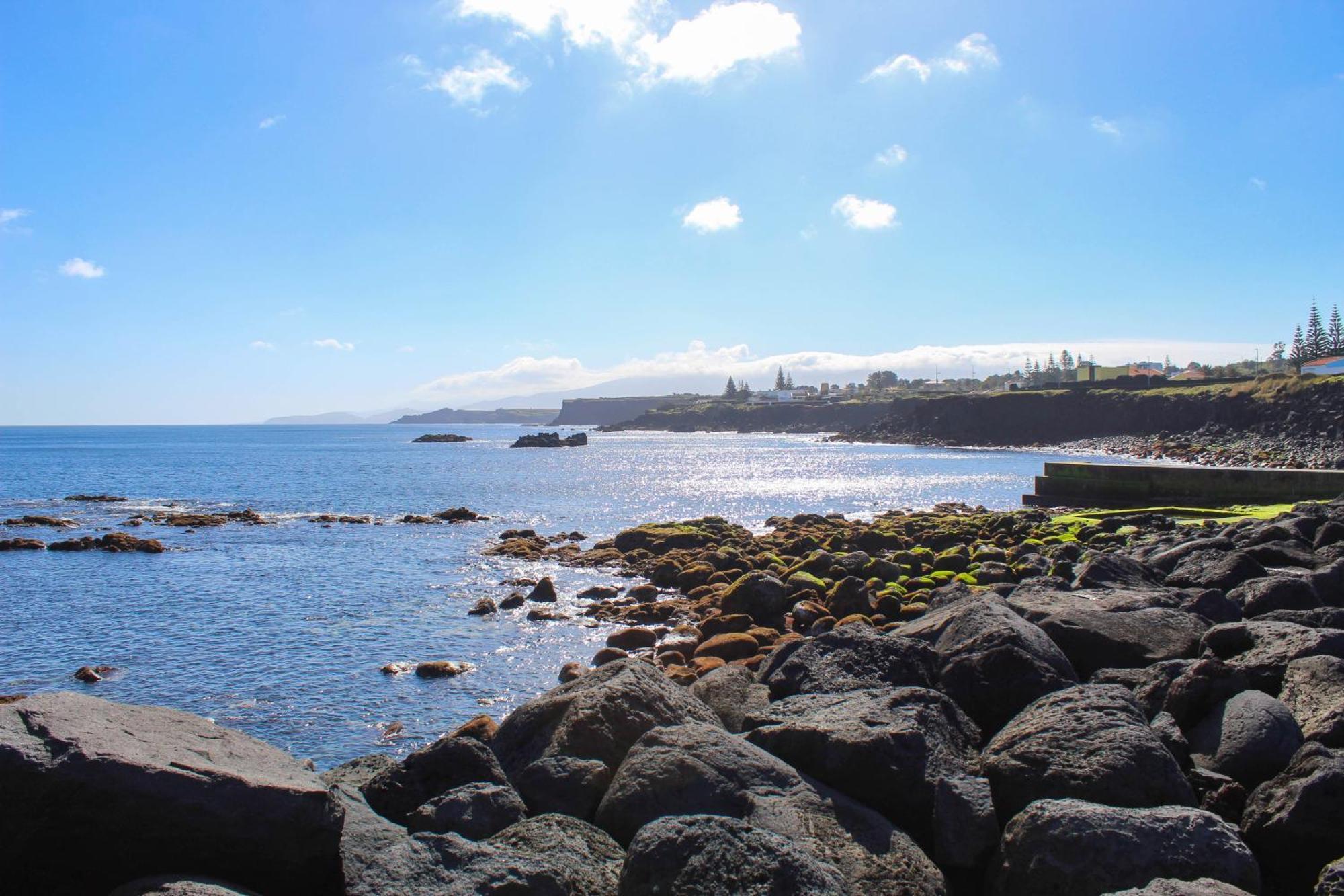 Vieira Rooms Natural Pools Ponta Delgada  Bagian luar foto
